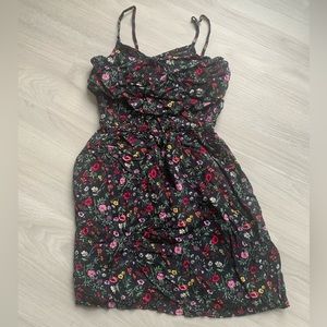 H&M Divided Floral Sundress 🌺